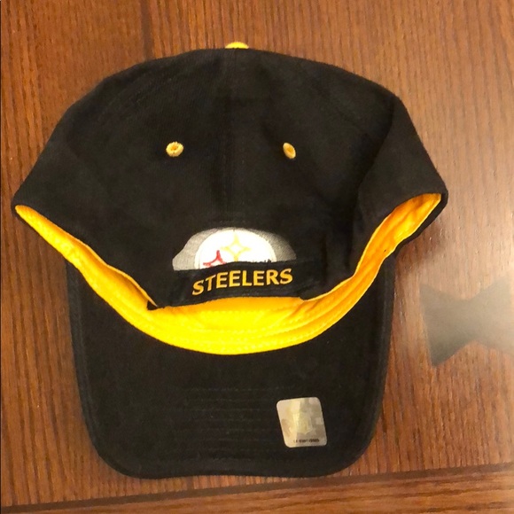 New NFL Hat! - Picture 2 of 3